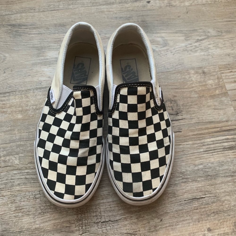 checkered vans